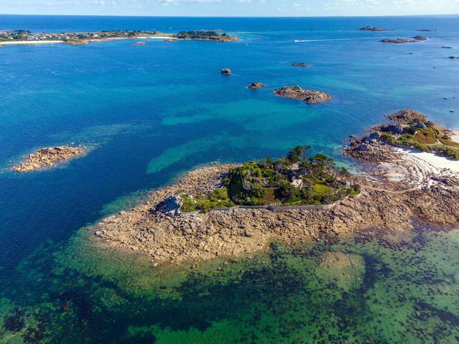 被驯服的天堂原乡水上屋的慵懒假期。开元棋牌泰国兰达岛:安达曼海上未(图2) 被驯服的天堂原乡水上屋的慵懒假期。开元棋牌泰国兰达岛:安达曼海上未(图2)